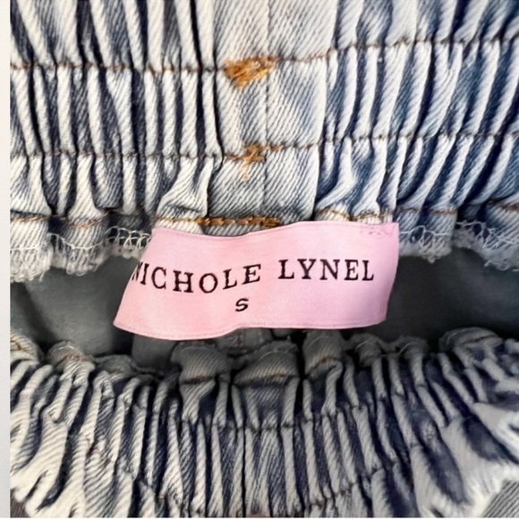 Nichole Lynel Wide Leg High Rise Elastic Waist Pull on Jeans Light Blue Small - Picture 4 of 9